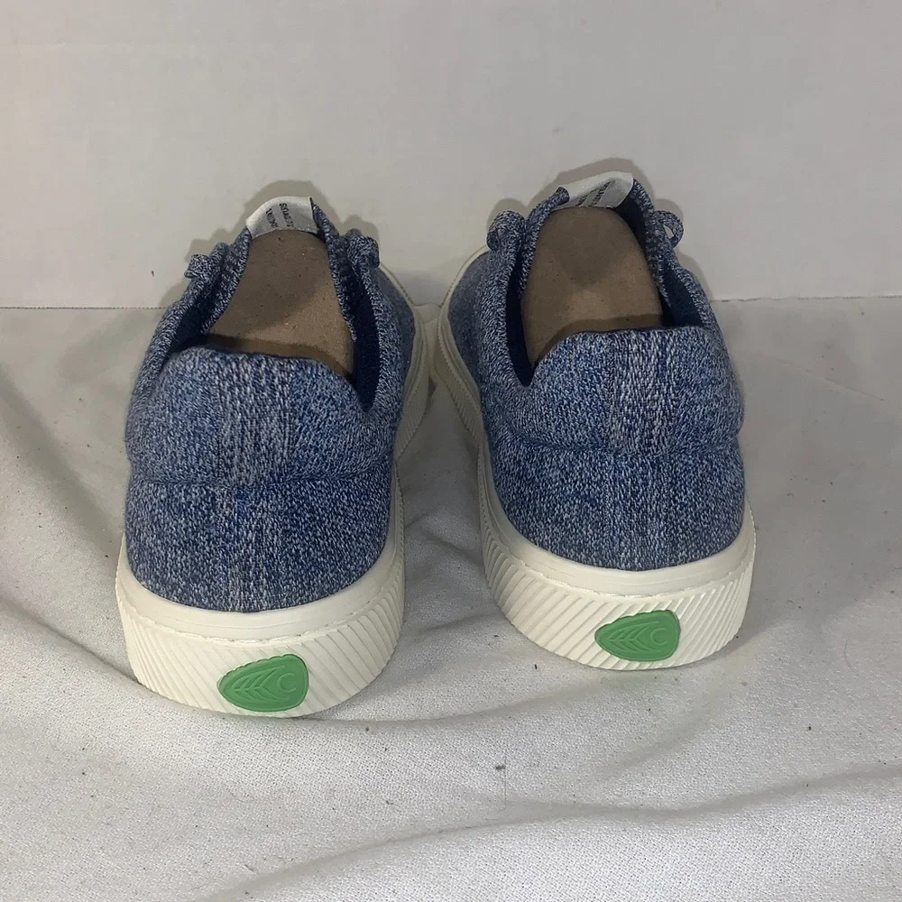 Cariuma IBI Denim Blue Knit Low-Top Sneakers